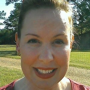 Meet your Posher, Leslie